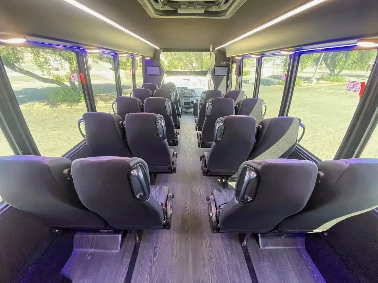 Premium 22 Passenger Executive Mini Bus Rental — Croswell
